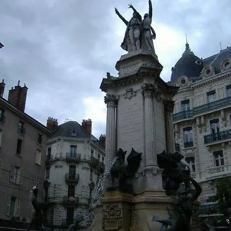 The Originals City, Gambetta,